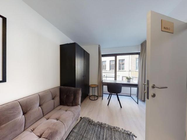 Furnished studio in a prime location, just a 5 minute walk from t' Zuid!