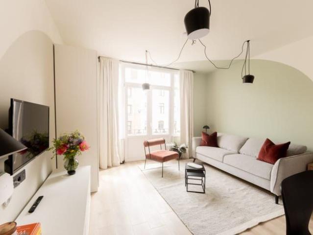 Furnished studio La Chasse