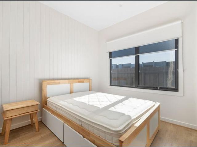 Furnished Studio Room ~ Self Contained with Private Courtyard AND Common Area Kitchen & Laundry