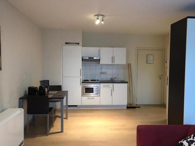 Furnished studio, 48 m² — ready to move in