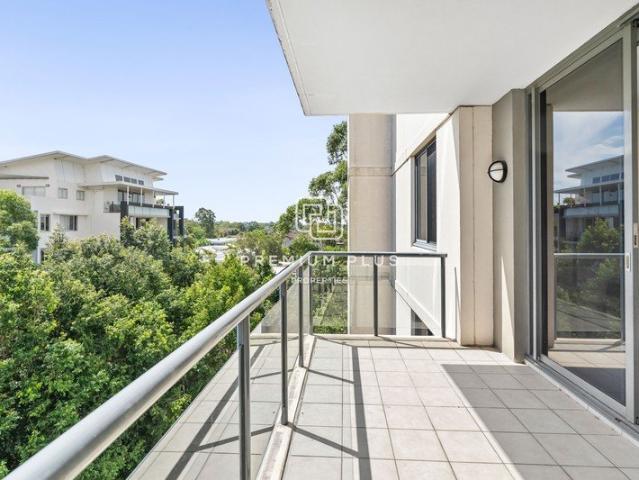 FURNISHED Stylish 2 Bedroom Apartment in 'Orara Gardens' with Premium Location