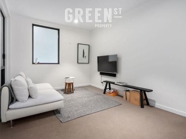 Furnished, Stylish, Well Equipped Apartment