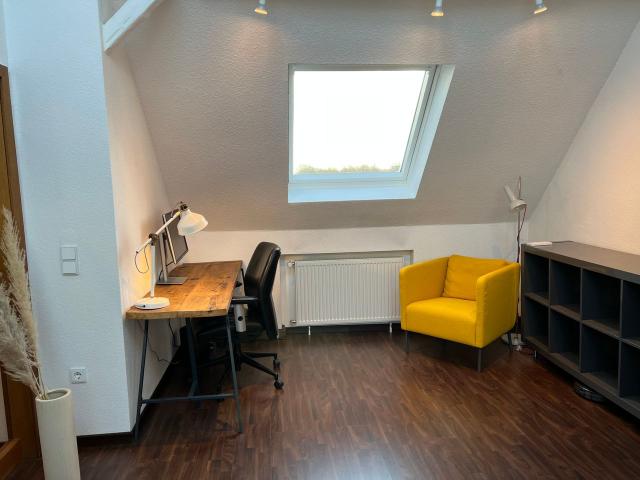 Furnished stylish attic apartment in Rü all inclusive, Essen Amsterdam Apartments for Rent
