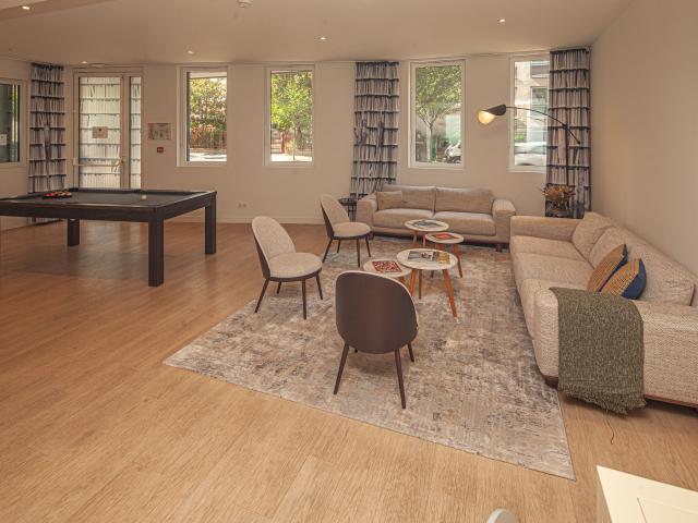 Furnished suite with alcove and garden view, rooftop, garden, gym, home cinema, cleaning and maintenance services in a new residence
