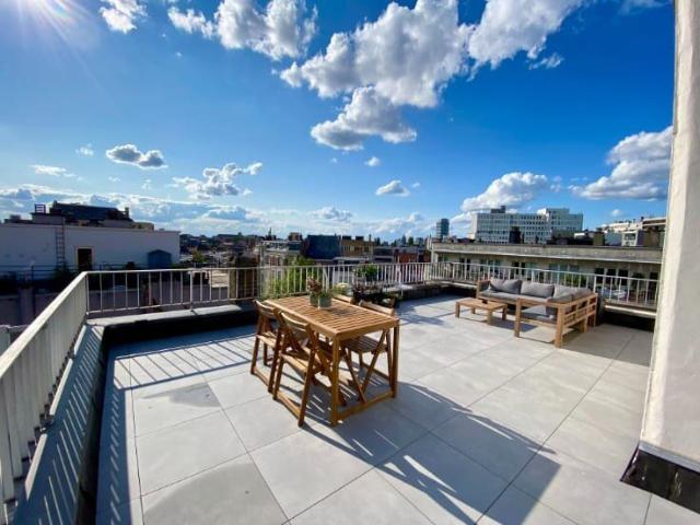 Furnished penthouse with 78 m2 terrace Châtelain