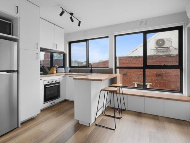 Furnished & Perfect Location