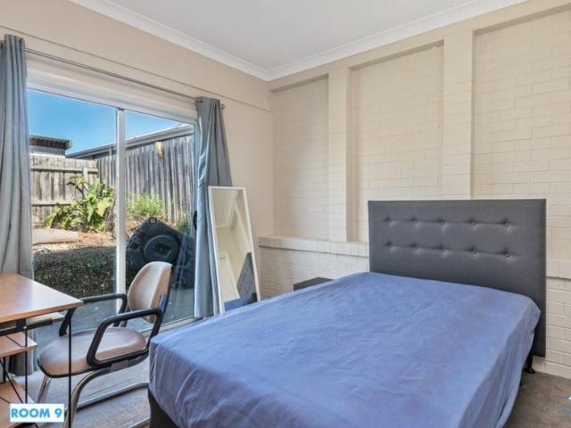 Furnished Private Room in Highton Home