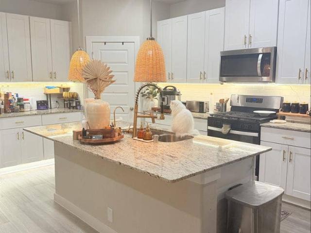 Furnished Private rooms for Rent