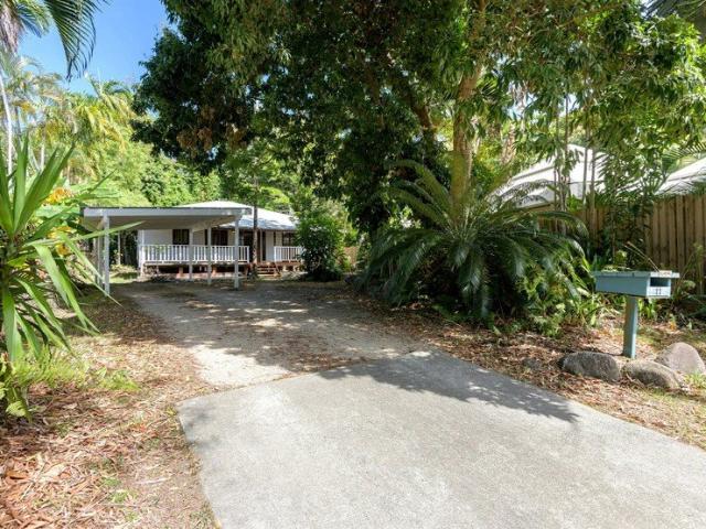 FURNISHED QUEENSLANDER NEAR THE BEACH