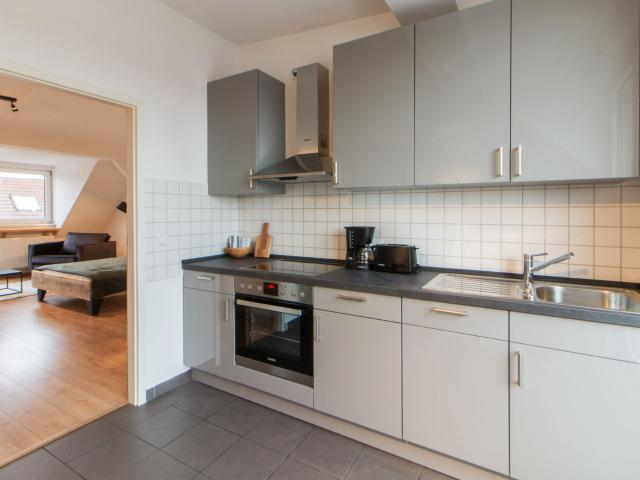 Furnished Rooftop Terrace Apartment in Berlin Neukölln – 54 m²