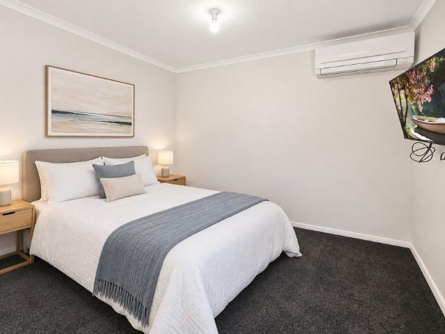Furnished Room with Private Ensuite 2 Rooms Available