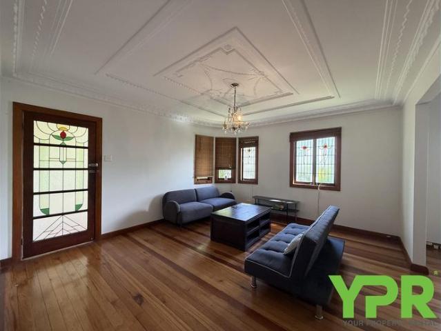 Furnished Room in Well Maintained Shared House in Annerley