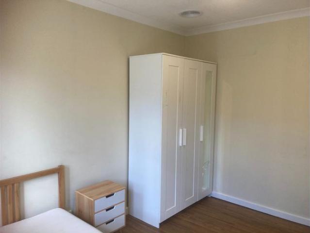 Furnished room in shared accommodation