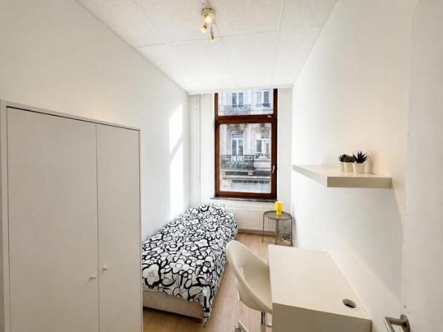 Furnished room in shared house from €330/month + charges
