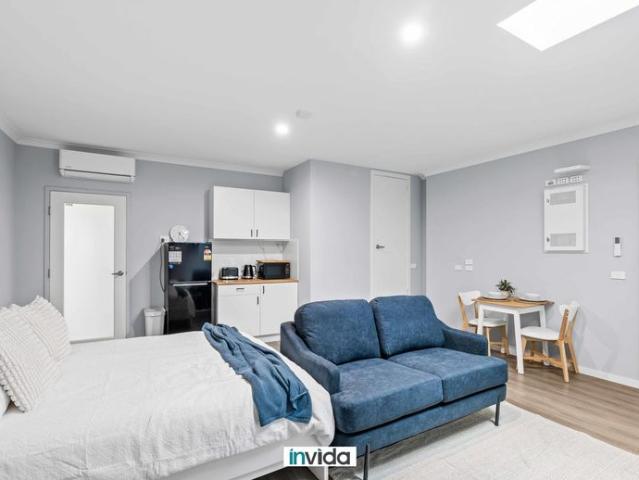 FURNISHED ROOM NEAR DIGGERS REST STATION I BILLS INCLUDED I COUPLES WELCOME I MULTIPLE ROOMS AVAILABLE