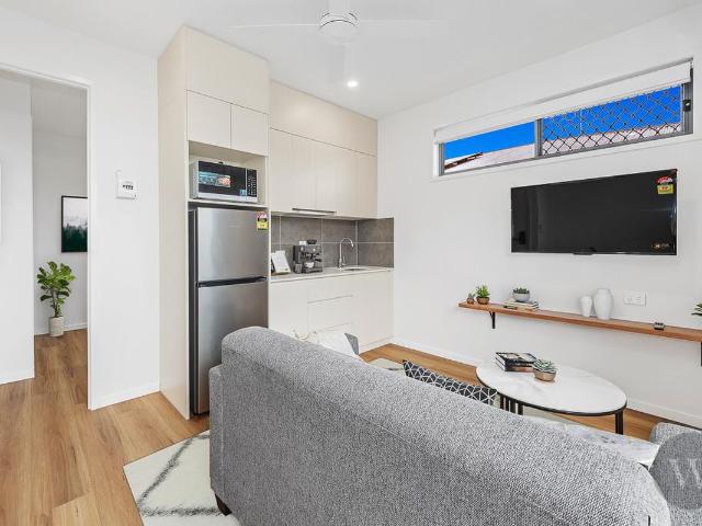 Furnished Rooming Accommodation