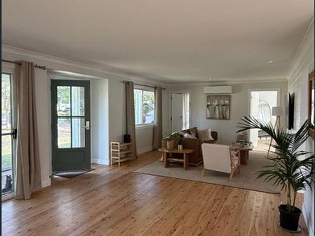 Furnished renovated beach house