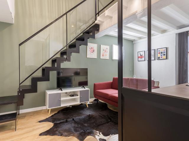 Furnished Rental by the Month or Week – 1 Bedroom – Lyon 1 – Place Chardonnet