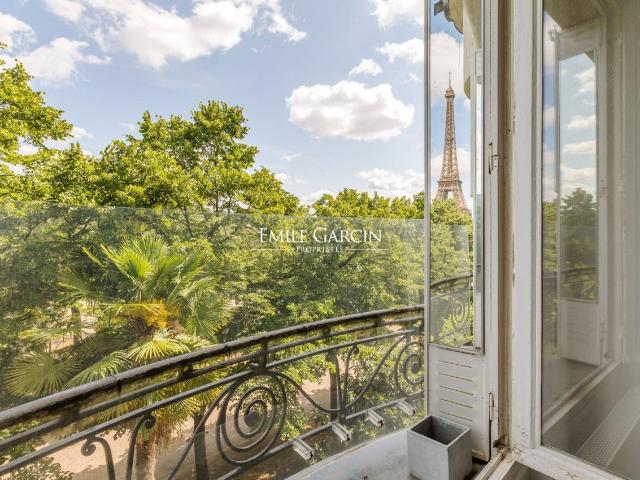 Furnished rental property in Paris 7th Champ de Mars