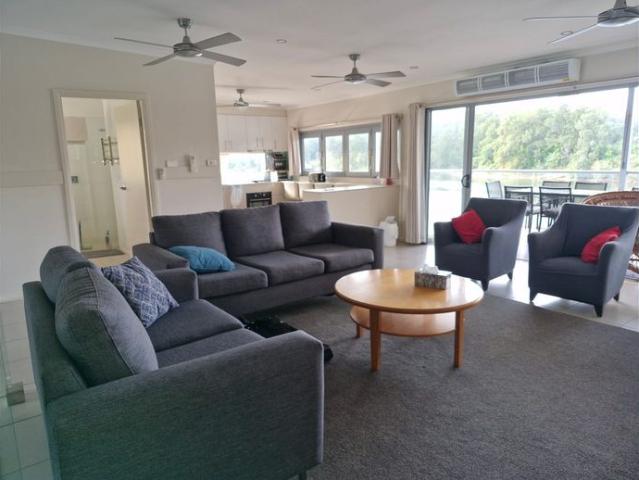 Furnished Riverfront apartment with amazing views suitable for single or couple no outgoings