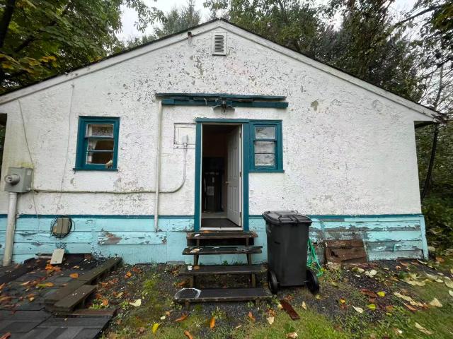 Furnished whole house at 1127 Dominion Avenue