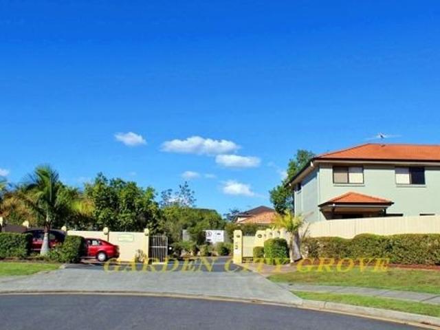 Furnished Townhouse in 25 Buckingham Place, Eight Mile Plains, QLD, 4113