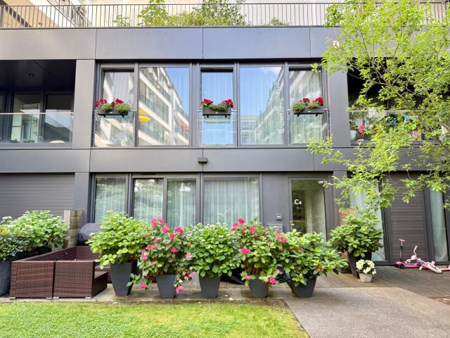 Furnished townhouse with private terrace & own entrance – Mitte