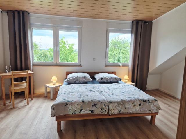 Furnished temporary apartment in a quiet location in Koblenz Arzheim