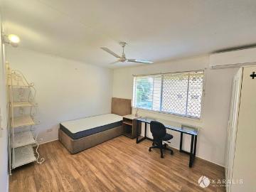 Furnished Three Bedroom Apartment Walking Distance to Westfield Chermside