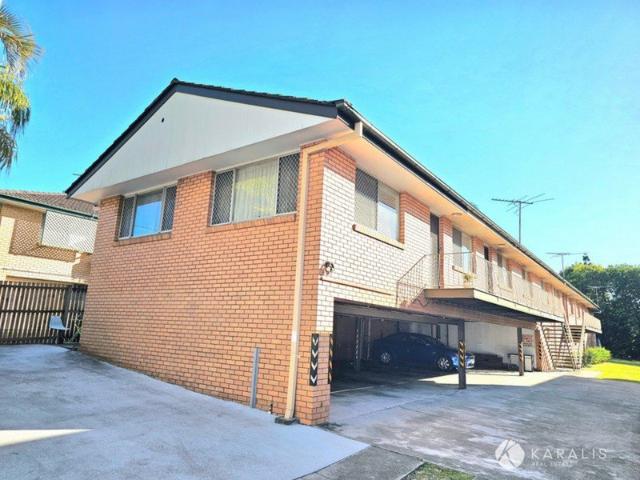 Furnished Three Bedroom Apartment Walking Distance to Westfield Chermside