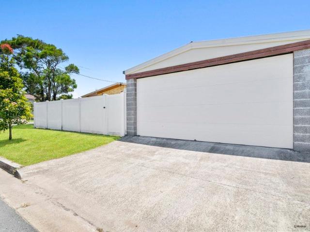 FURNISHED THREE BEDROOM HOME SHORT TERM LEASE