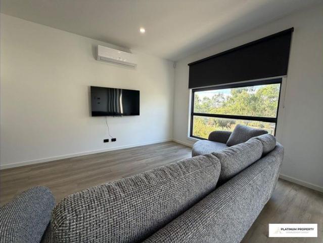 Furnished THREE bedroom Modern and Sophisticated Home in Melton