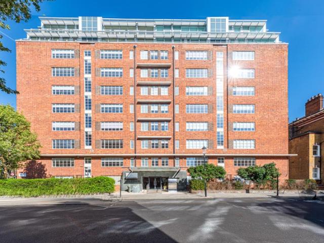 Furnished Two Bedroom Flat in South Kensington