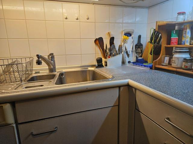 Furnished two room flat, 69 m², with a balcony and underground parking space – quiet, green courtyard, Munchen Amsterdam Apartments for Rent