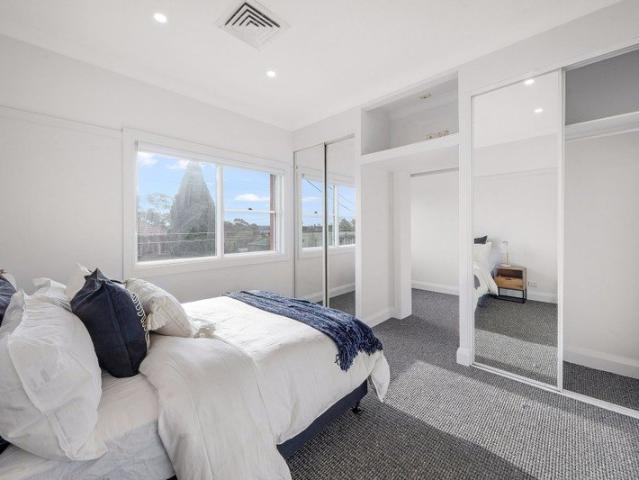 Furnished / Unfurnished | Air Conditioning