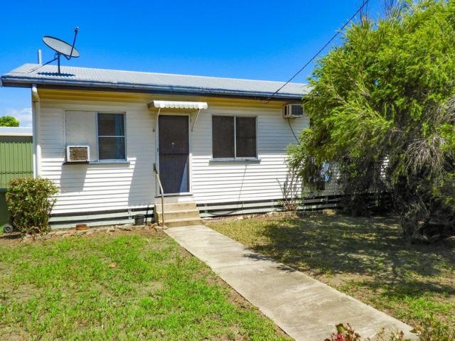 FURNISHED UNIT CLOSE TO TOWN