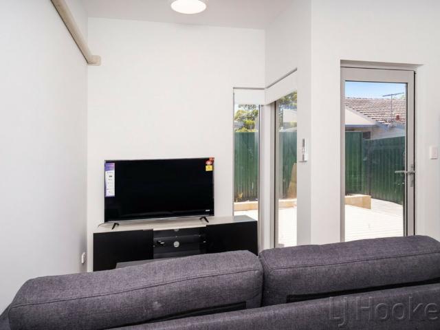 Furnished Unit Just walk in!