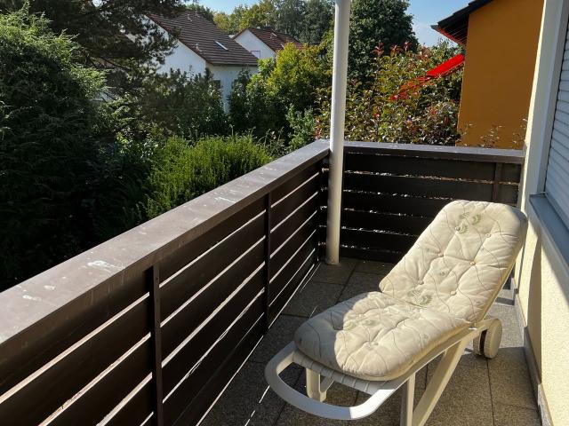 Furnished, very quiet 3 room apartment with large balcony, district Am Eichelberg, near University, Bayreuth Amsterdam Apartments for Rent