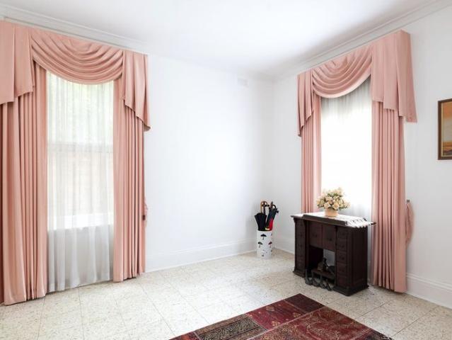 Furnished Victorian Terrace Available for a Short Term Lease