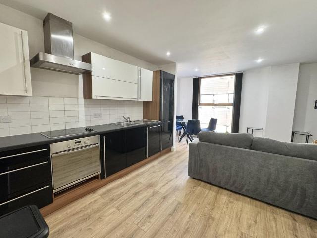 Furnival Street, Sheffield S1, 2 bed flat to rent, £1,000 pcm | PrimeLocation