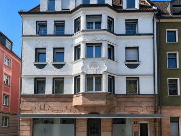 fürstliche 3 Zimmer Wohnung mit Charakter