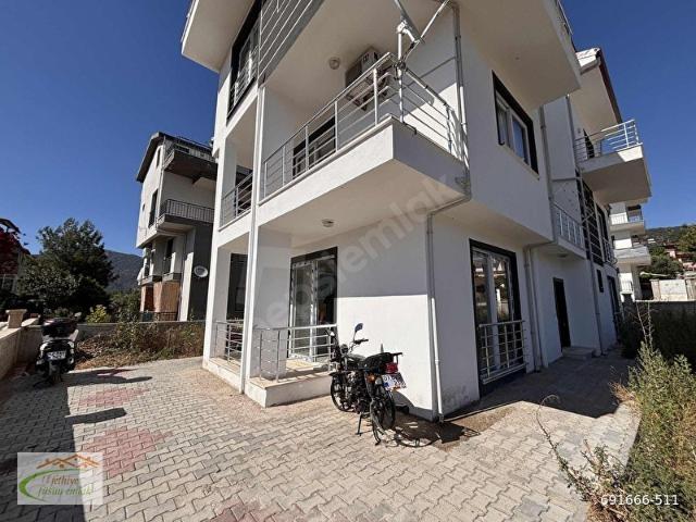 FÜSUN EMLAK'TAN GİRİŞ KAT YENİ 2+1 DAİRE EŞYASIZ KİRALIKTIR