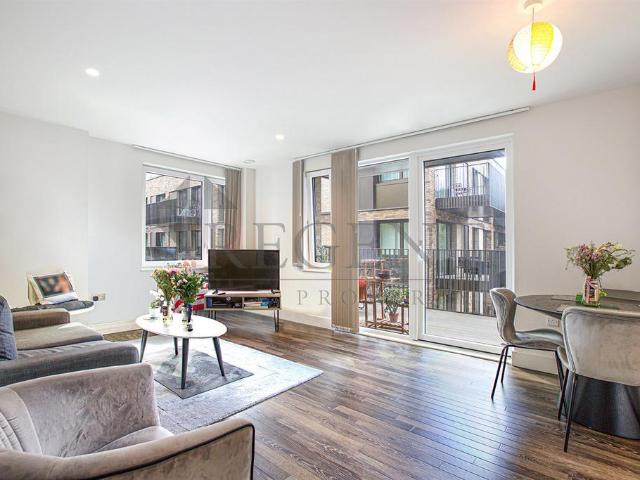 Fusion Apartments, Moulding Lane, SE14 2 bed apartment to rent £2,400 pcm £554 pw