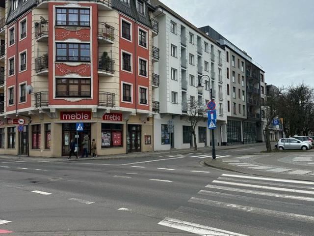 Fußgängerzone! WUNDERSCHÖNE 4 ZIMMER WOHNUNG MIT SÜD WESTBAL