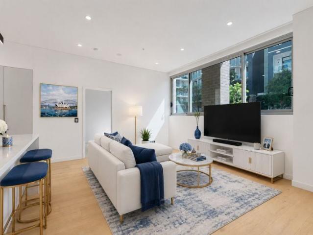 G05/10 Mentmore Avenue, Rosebery | Village Property