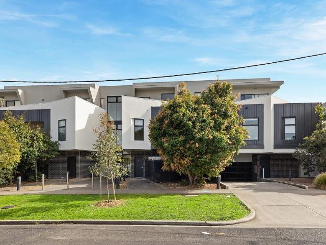 G05/372 Geelong Road, West Footscray