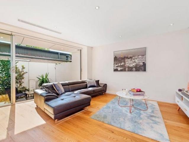 G08/431 435 Bourke Street, Surry Hills | Village Property