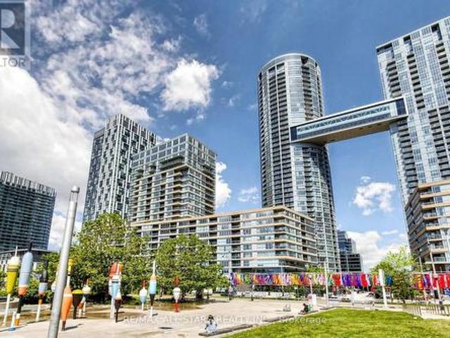 G08 110 Fort York Boulevard, Toronto, ON, M5V 4A7 townhouse for lease | Listing ID C13639 | Royal LePage