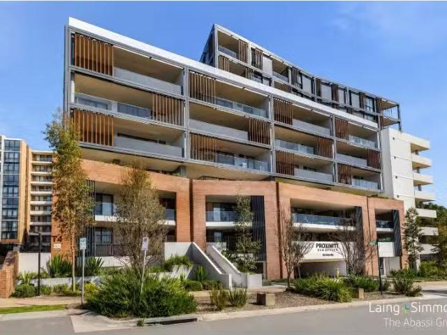 G29/32 Civic Way, Rouse Hill Apartment for rent Listed by Con.