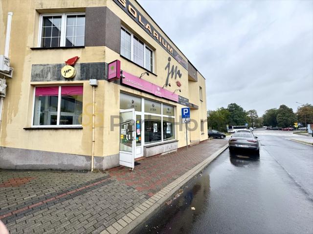 Unikalny dom z lokalami usługowymi i fotowoltaiką 322 m²